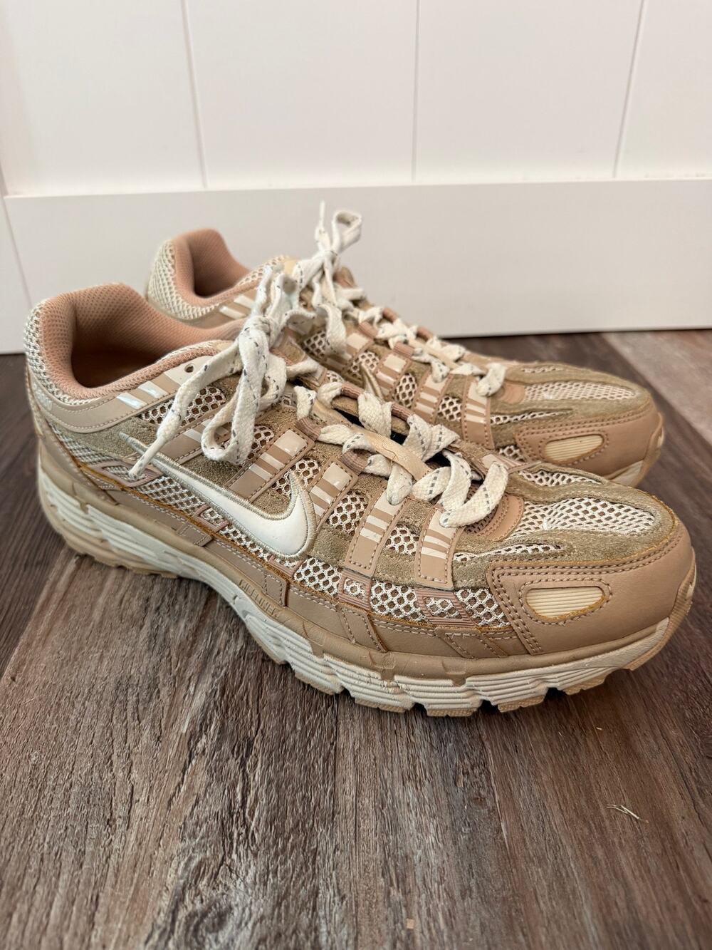 Nike P-6000 Premium LOW HEMP/SANDDRIFT PHANTOM FZ4137 200 EUC Size 11.5M or 13W